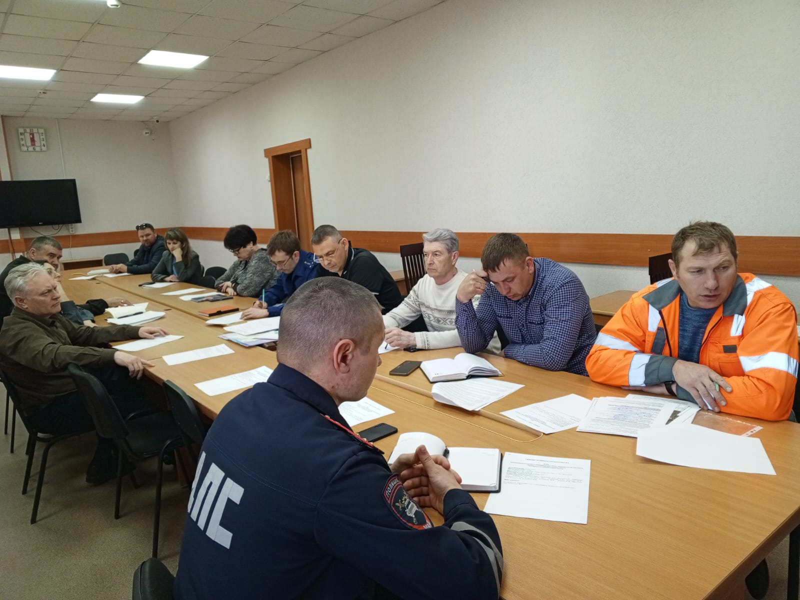 Администрация Татарского района провела совещание по вопросам БДД